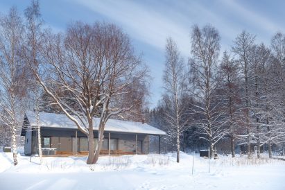 Aulangon Rantahuvila Aulangon Rauhan alueella sijaitsee kauniin Aulangonjärven pohjoisrannalla.